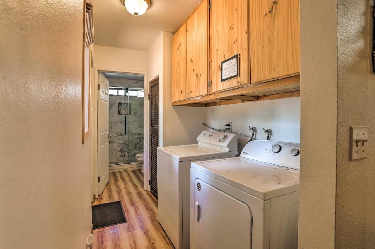 Big Bear Cabin With Deck And Hot Tub, Near Resorts! Биг Бэар Лейк Экстерьер фото