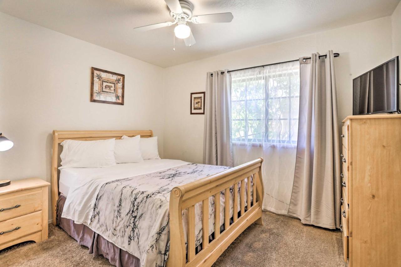 Big Bear Cabin With Deck And Hot Tub, Near Resorts! Биг Бэар Лейк Экстерьер фото