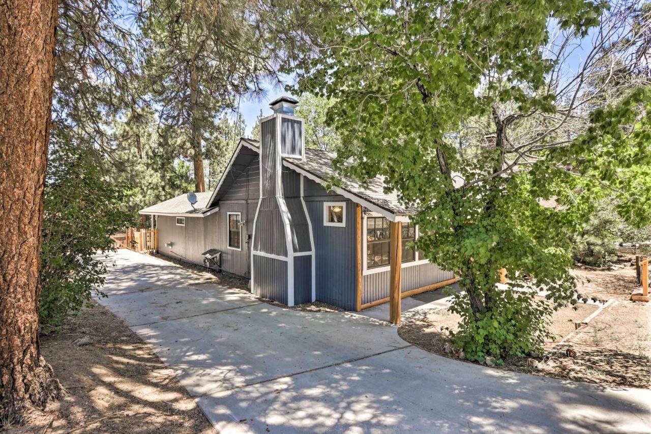 Big Bear Cabin With Deck And Hot Tub, Near Resorts! Биг Бэар Лейк Экстерьер фото